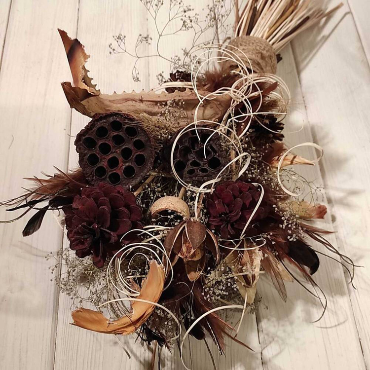 Bukiet z suszonych roślin do wazonu