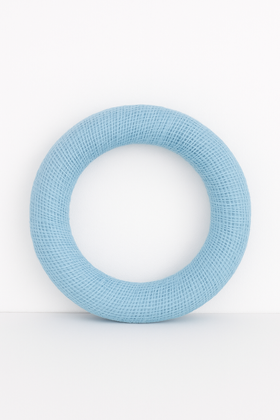 Jasnoniebieski Wianek Jutowy 25 cm – Subtelna, Pastelowa Baza do Dekoracji