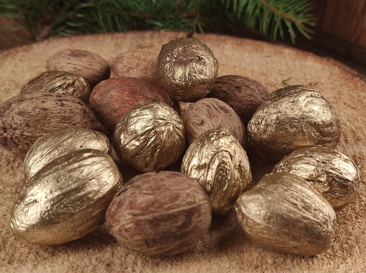 GrandDeco – Suszone owoce amry / orzechy egzotyczne 12 szt.