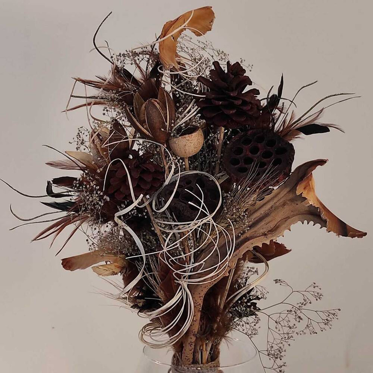Bukiet z suszonych roślin do wazonu