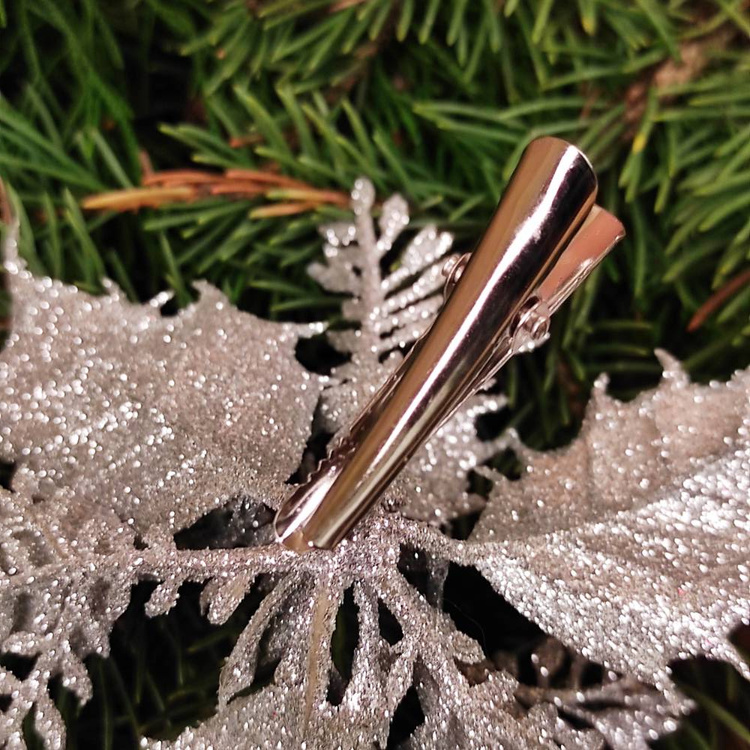 Gwiazda betlejemska  poinsecja brokatowana 14 cm na klamerce srebrna