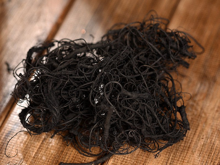 Mech kręcony, susz egzotyczny 30 g - czarny