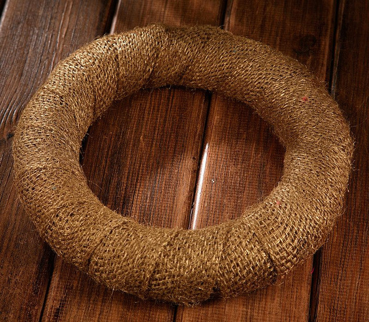 Wianek na drzwi jutowy zloty ok 25 cm 