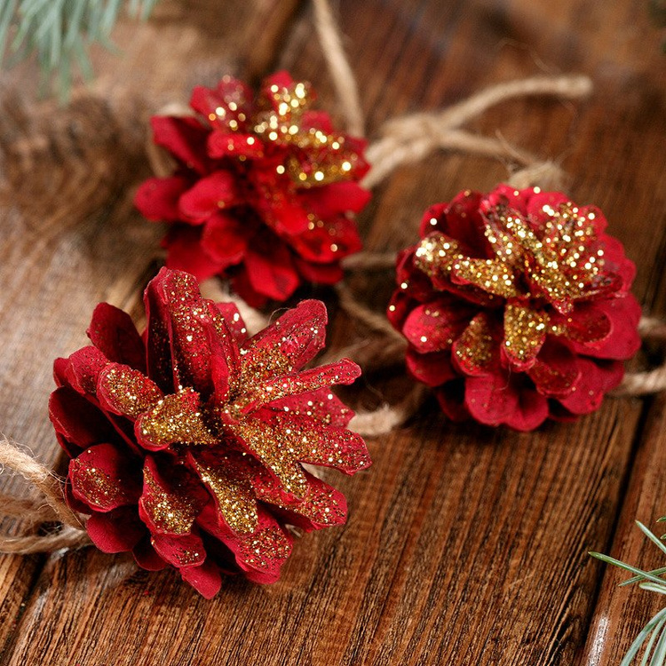 Zawieszki świąteczne z szyszek – komplet 6 szt. | GrandDeco