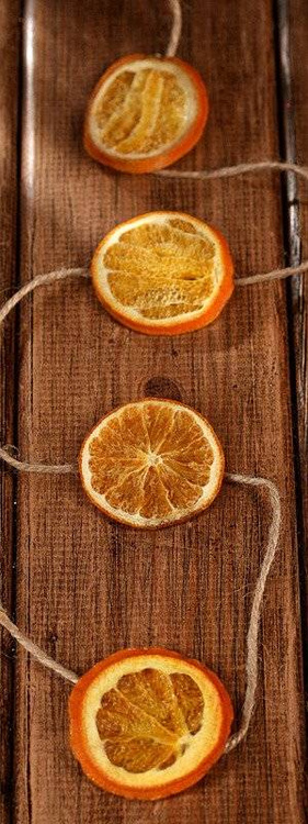 Suszone plastry pomarańczy 12 szt. – naturalna dekoracja świąteczna DIY