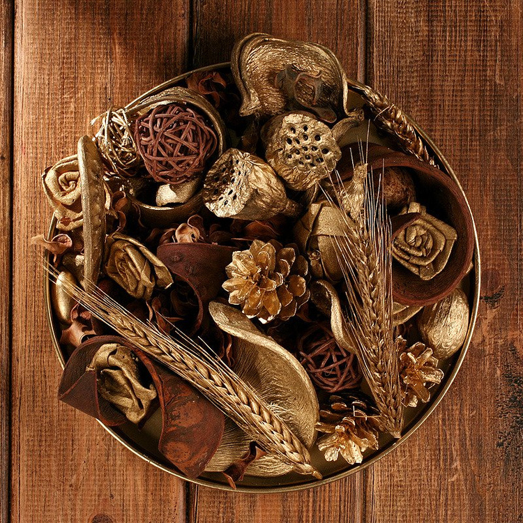 Kompozycja suszonych roślin 25-30 cm ZŁOTO