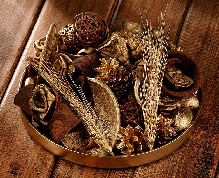 Kompozycja suszonych roślin 25-30 cm ZŁOTO