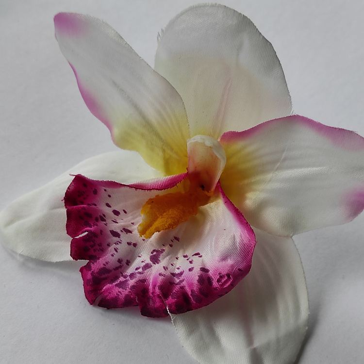 Storczyki sztuczne biało-różowe – główki 12 cm (4 szt.) do dekoracji florystycznych i rękodzieła