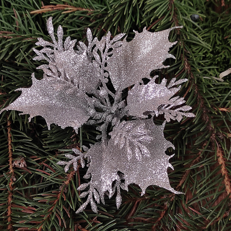 Gwiazda betlejemska  poinsecja brokatowana 14 cm na klamerce srebrna